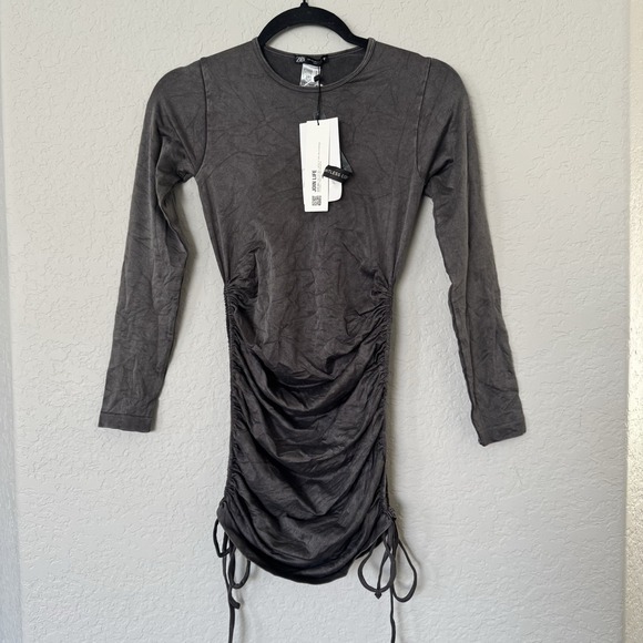 Zara Women's Midi Dress XS Grey Long Sleeve Midi Crew Neck Bodycon New With Tag - Picture 1 of 6